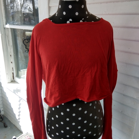 Shirts - Picture 3 of 8